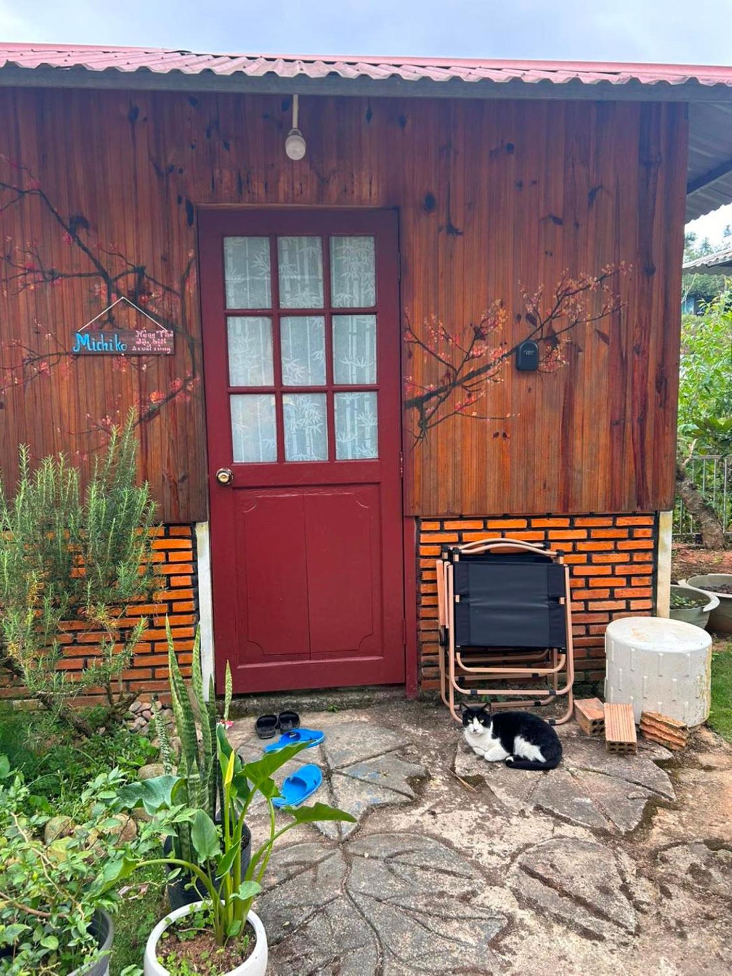 Nha Ben Ho - Da Lat Homestay Exterior photo